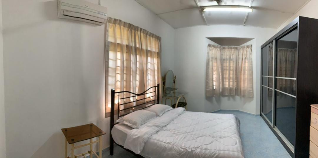 Villa Ctzee Малакка Экстерьер фото